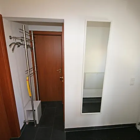 Haus Inselwind - Doppelhaushalfte * Baabe